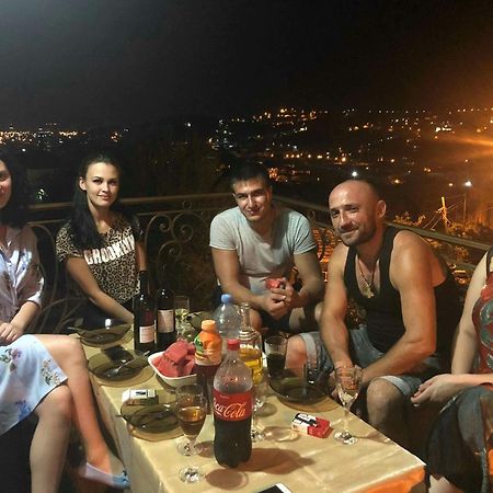 Panorama Hotel Kutaisi Ngoại thất bức ảnh