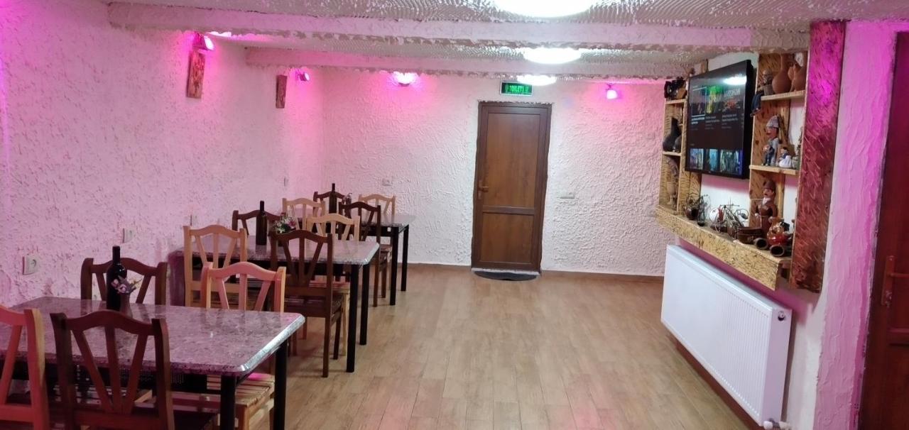 Panorama Hotel Kutaisi Ngoại thất bức ảnh