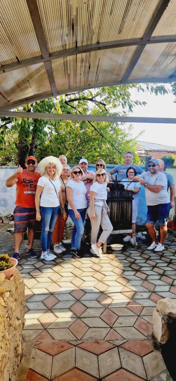 Panorama Hotel Kutaisi Ngoại thất bức ảnh